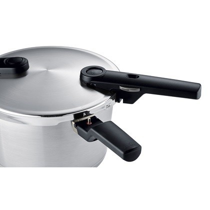 Fissler VitaQuick Premium 8L Pressure Cooker.
